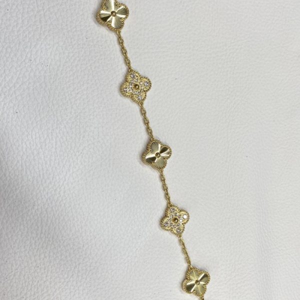 Hot Sale Van Cleef Arpels Vintage Alhambra 18K Yellow Gold Diamond 5 Motifs Bracelet VCARP4KN00