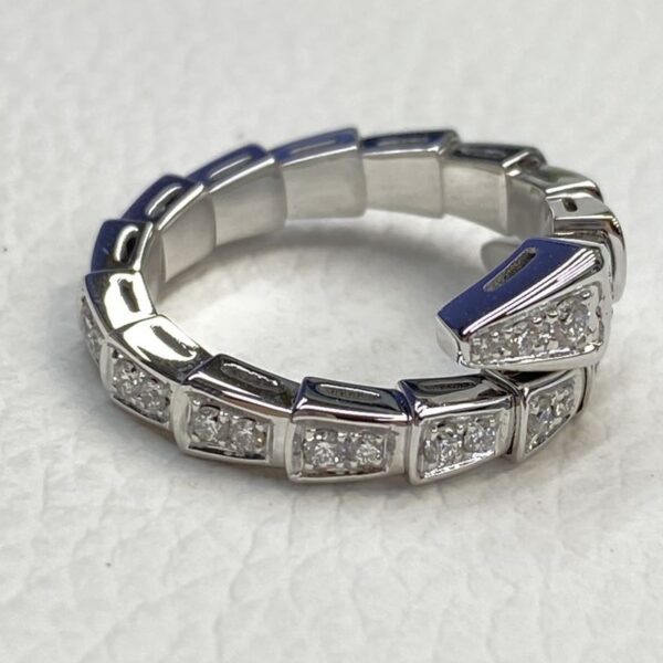 Bvlgari 18K Whihte Gold Diamond Serpenti Viper Ring