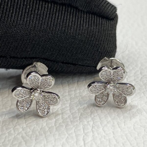 Cheap Price Van Cleef Arpels 18K White Gold Diamond Mini Frivole Earrings