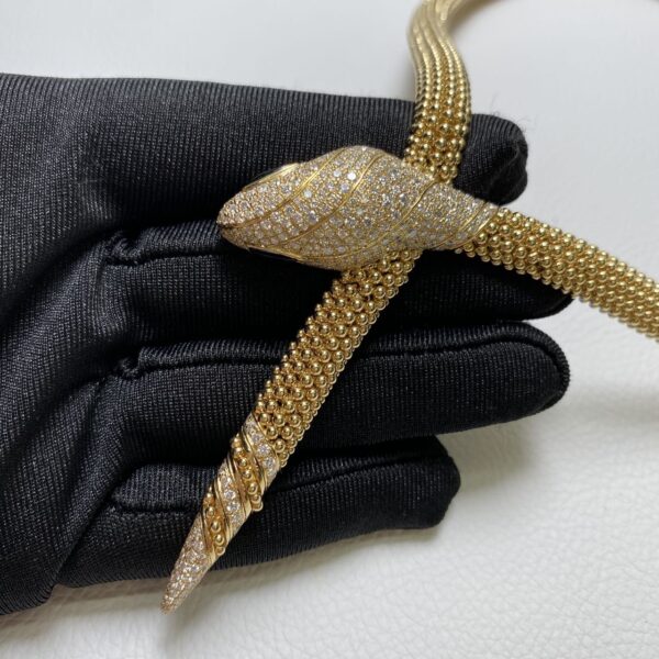 Luxury Bvlgari 18K Yellow Gold Serpenti Diamond Black Onyx Snake Necklace