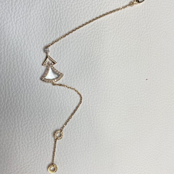 Luxury Bvlgari Divas Dream 18K Gold MOP Diamond Bracelet