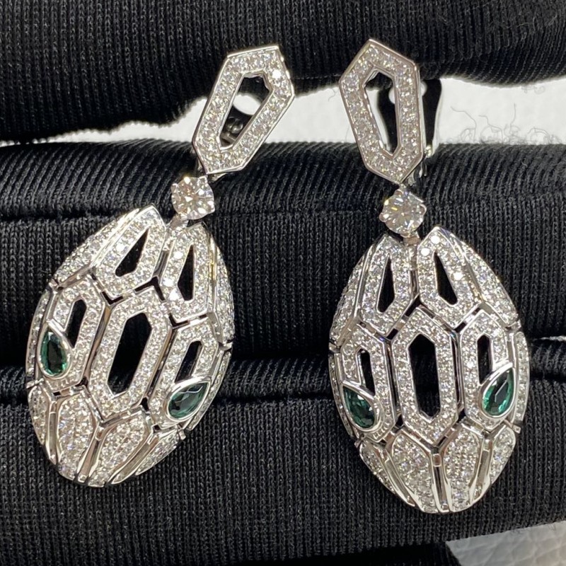 Luxury Bvlgari Serpenti Seduttori Set Emerald Diamond 18K White Gold Earrings (2) Luxury Bvlgari Serpenti Seduttori Set Emerald Diamond 18K White Gold Earrings