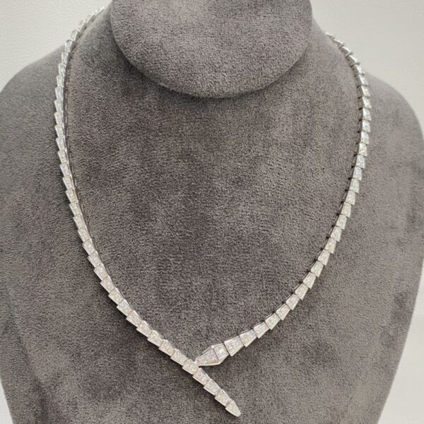 Luxury Bvlgari Serpenti Viper 18K Gold Fulld Pave Diamonds Necklace